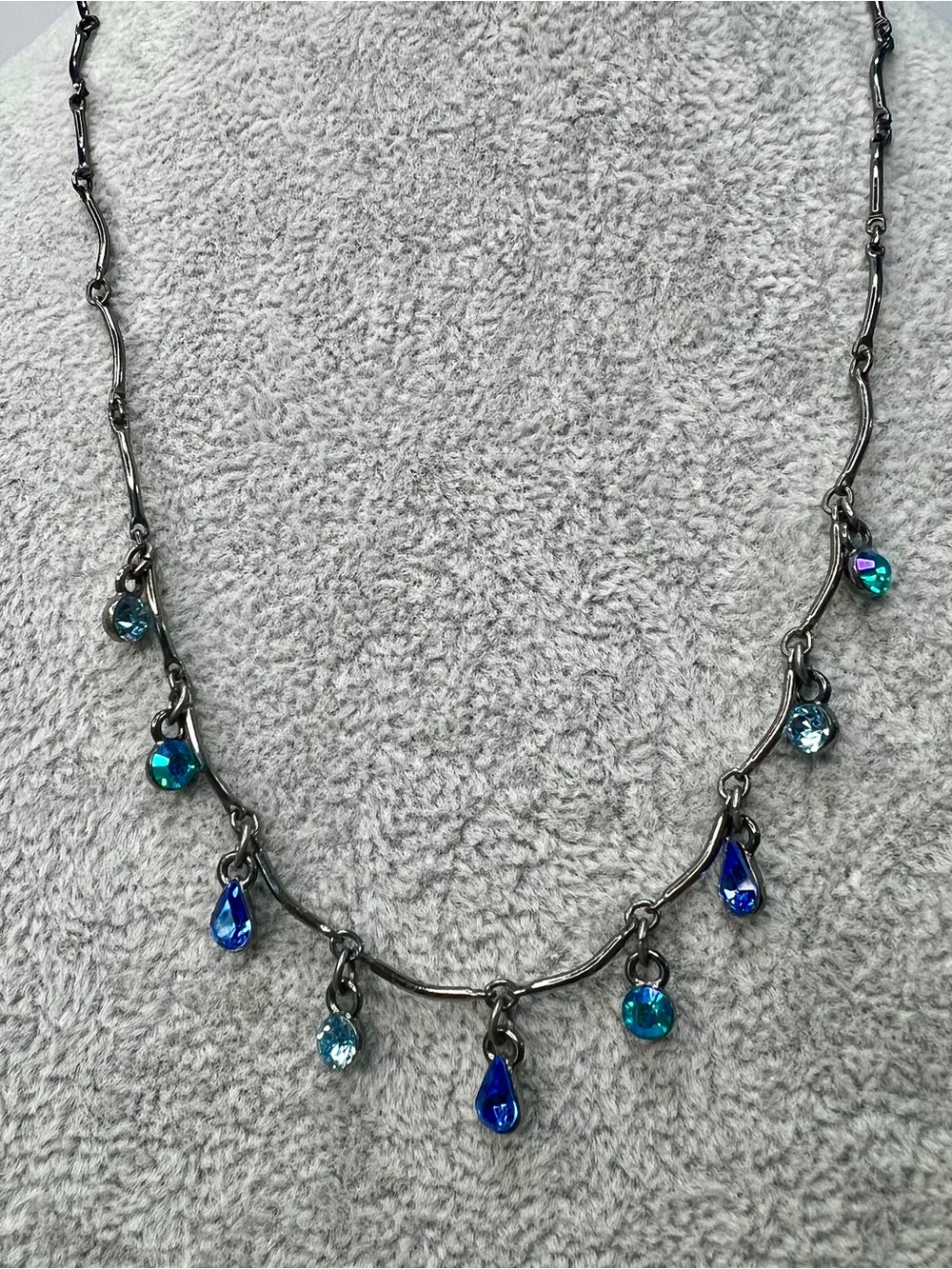 Vintage Givenchy Gunmetal Blue & Green Crystal Dangle Collar
Necklace Signed 4G